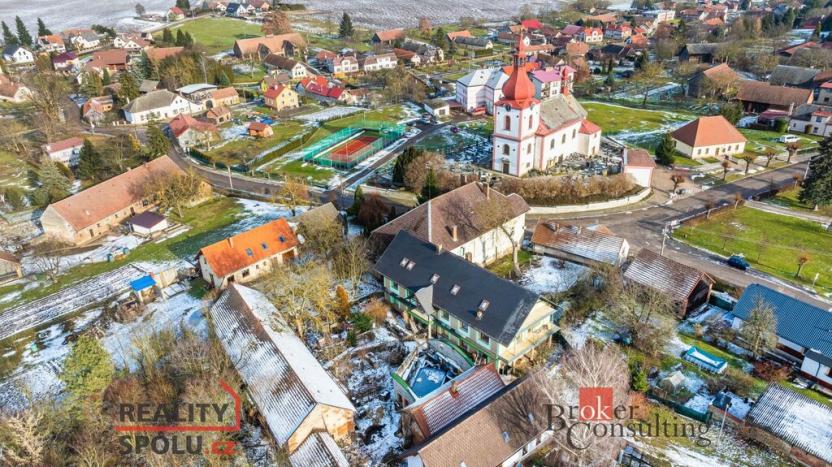 Prodej rodinného domu, Nemyčeves, 300 m2