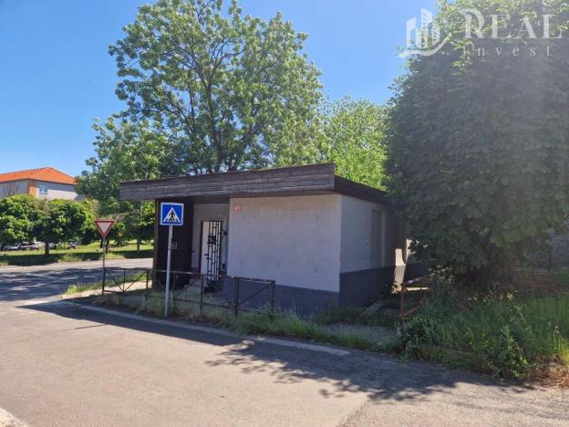 Prodej obchodního prostoru, Most, Čsl. armády, 68 m2