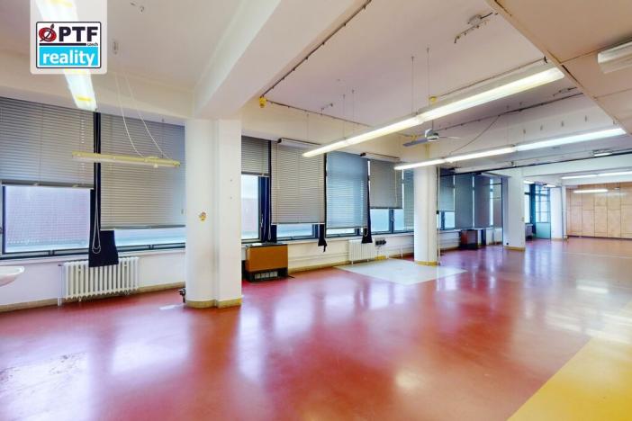 Pronájem skladu, Plzeň, Radobyčická, 310 m2