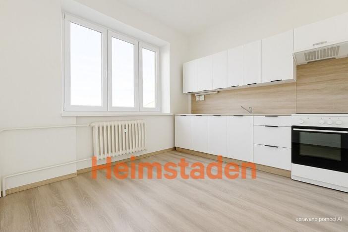 Pronájem bytu 2+1, Karviná - Nové Město, Čapkova, 55 m2