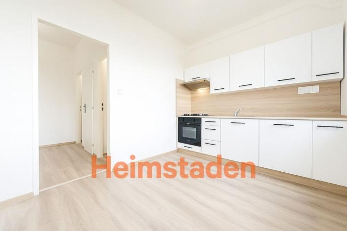 Pronájem bytu 2+1, Karviná - Nové Město, Čapkova, 56 m2