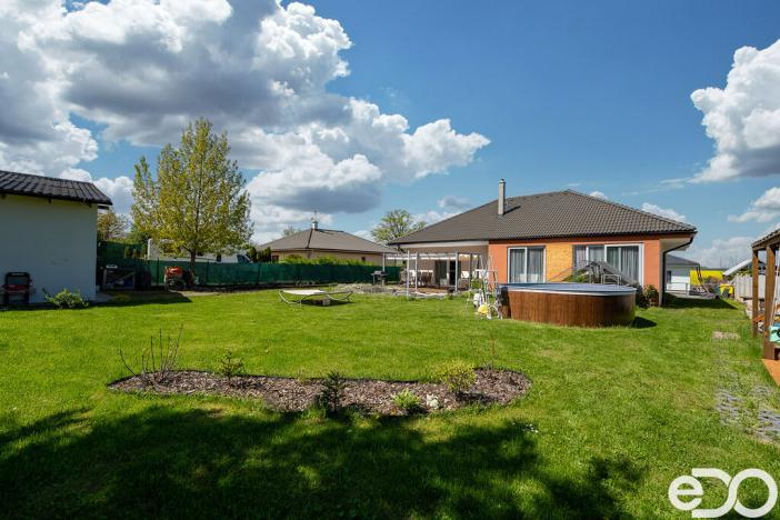 Prodej rodinného domu, Rostoklaty - Nová Ves II, 108 m2