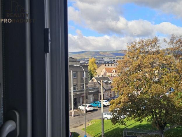 Prodej bytu 3+1, Teplice, Hlávkova, 55 m2