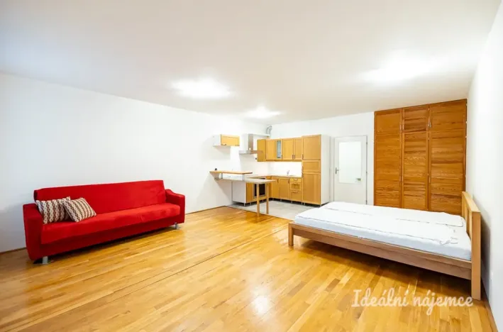 Pronájem bytu 1+kk, Praha - Letňany, Kostomlatská, 49 m2