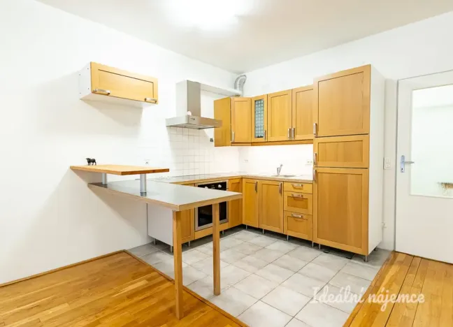 Pronájem bytu 1+kk, Praha - Letňany, Kostomlatská, 49 m2