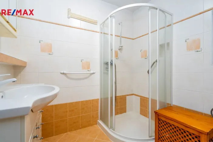 Prodej rodinného domu, Červená Voda, 238 m2