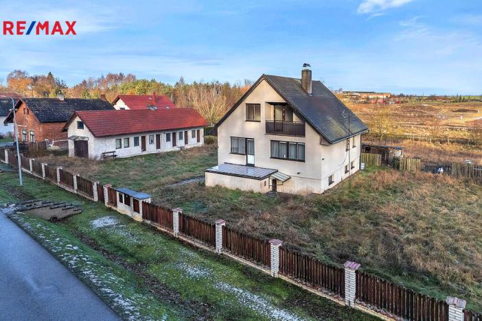 Prodej rodinného domu, Klamoš, 320 m2