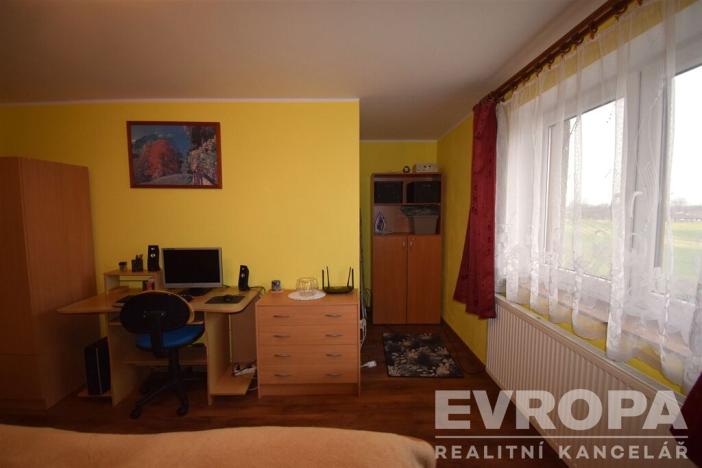 Prodej rodinného domu, Veltruby, Polní, 120 m2