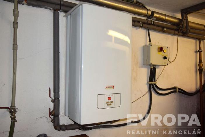 Prodej rodinného domu, Veltruby, Polní, 120 m2