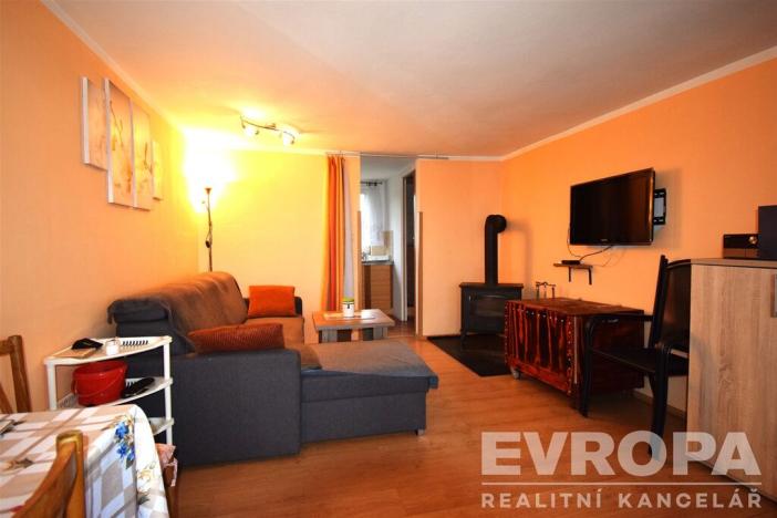 Prodej rodinného domu, Veltruby, Polní, 120 m2