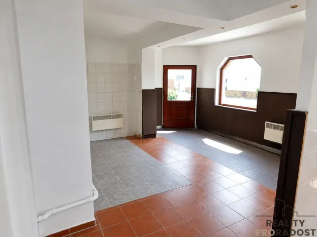 Pronájem obchodního prostoru, Hodonín, Brandlova, 30 m2