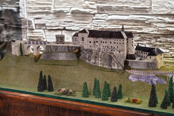 Prodej restaurace, Český Šternberk, 480 m2