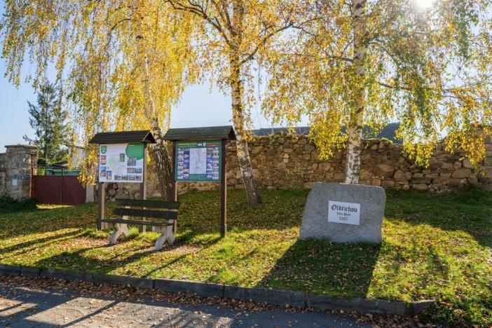 Prodej pozemku pro bydlení, Dobev - Oldřichov, 1995 m2