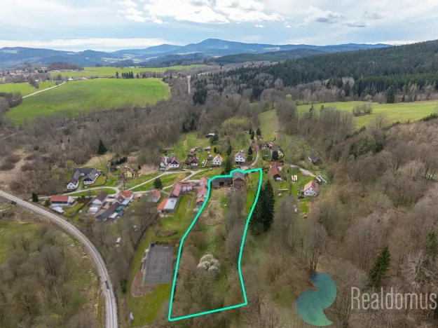 Prodej zemědělské usedlosti, Chroboly - Lučenice, 200 m2