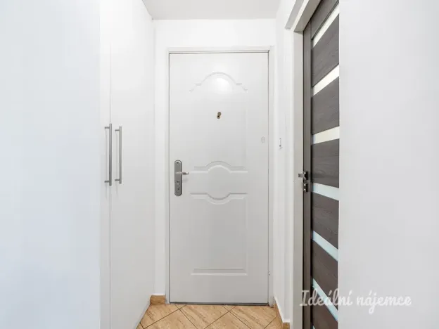 Pronájem bytu 1+kk, Praha - Břevnov, Za Strahovem, 24 m2