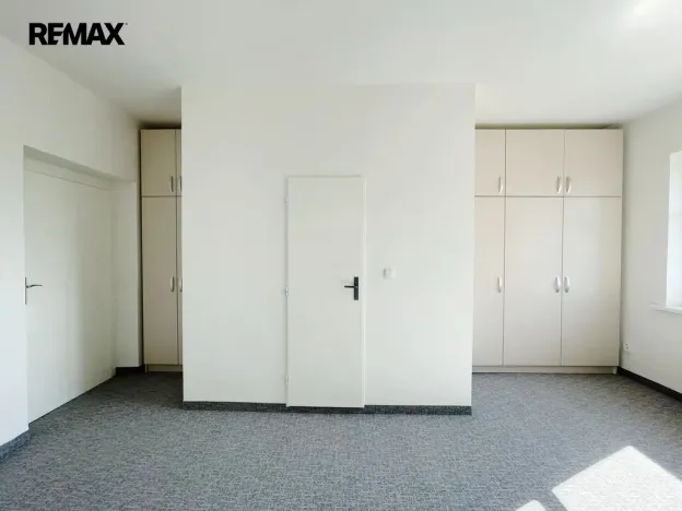 Pronájem kanceláře, Lety, 100 m2