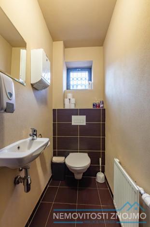 Prodej ubytování, Vrbovec, 390 m2