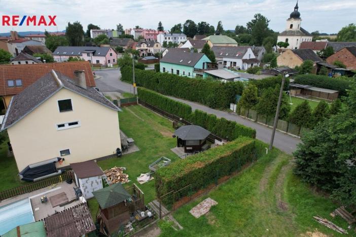 Prodej pozemku pro bydlení, Tisová, 898 m2