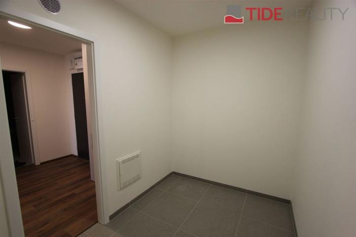 Pronájem bytu 2+kk, Praha - Dolní Měcholupy, Kardausova, 50 m2