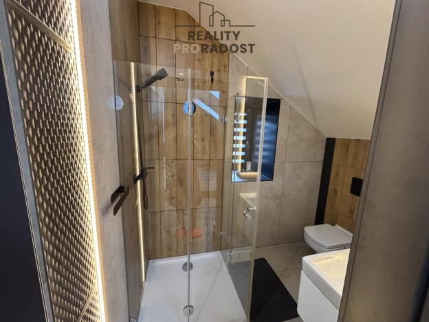 Prodej ubytování, Andělská Hora, 530 m2