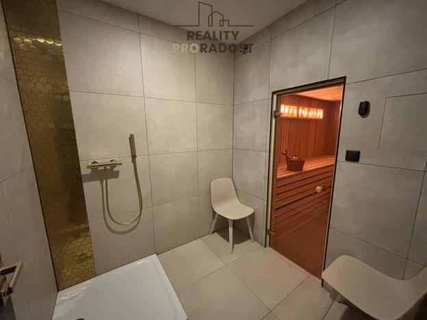 Prodej ubytování, Andělská Hora, 530 m2