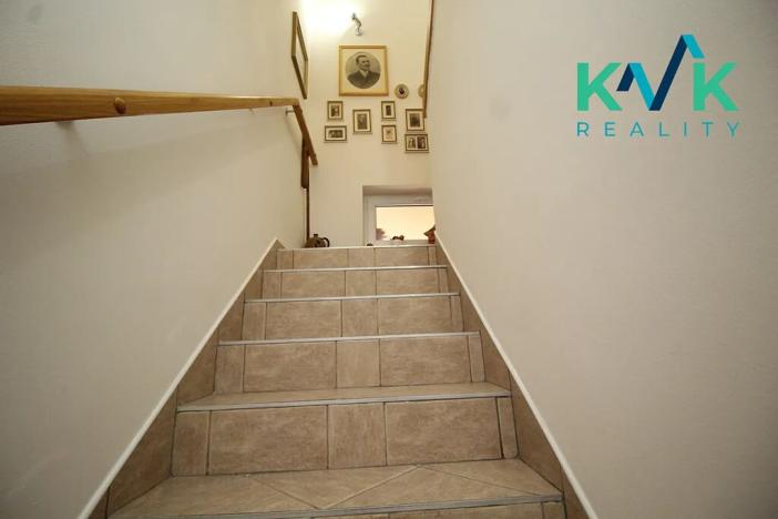 Prodej rodinného domu, Tři Sekery, 240 m2