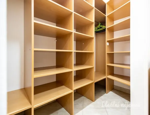 Pronájem bytu 2+kk, Praha - Vršovice, Přípotoční, 60 m2