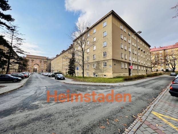 Pronájem bytu 1+kk, Ostrava - Poruba, Havlíčkovo náměstí, 34 m2