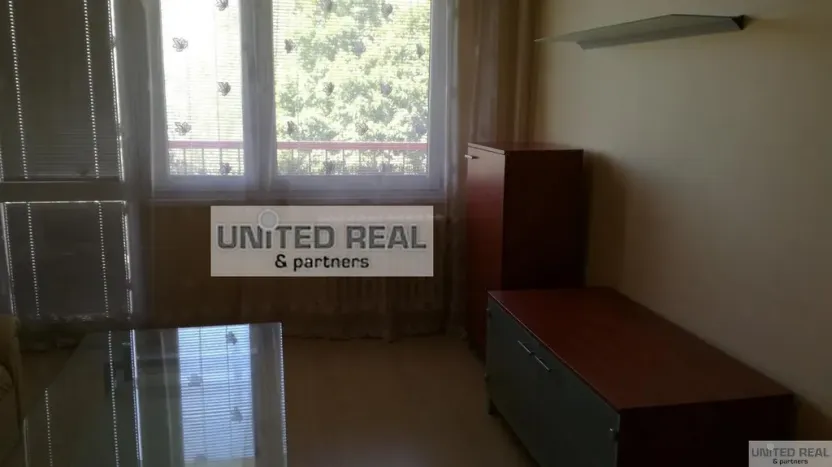 Pronájem bytu 2+1, Polabiny, Brožíkova, 58 m2