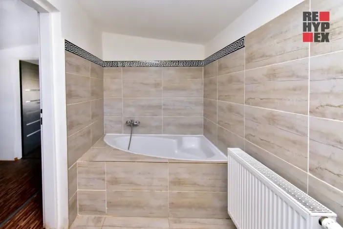 Pronájem bytu 3+1, Bílý Potok, 75 m2