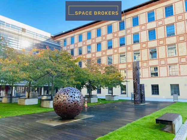 Pronájem kanceláře, Praha - Holešovice, Jankovcova, 560 m2