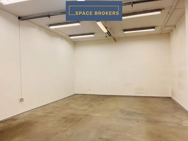 Pronájem skladu, Praha, 1290 m2