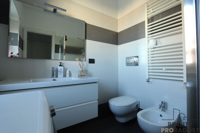 Prodej bytu 3+kk, Pescara, Provincie Pescara, Itálie, 111 m2