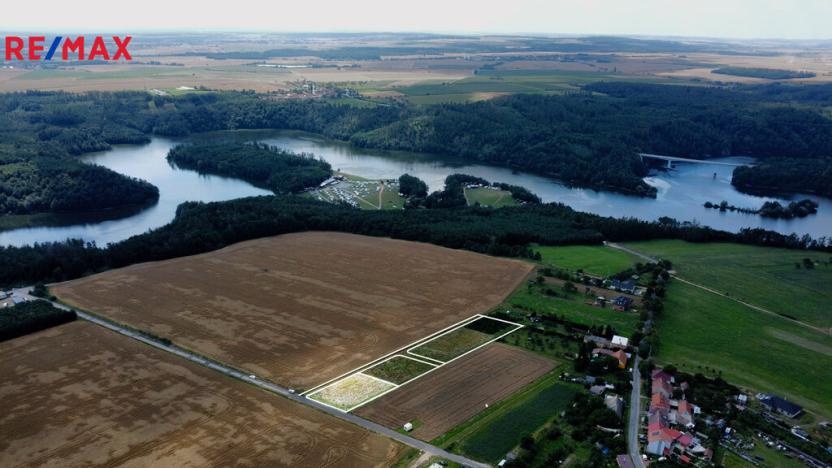 Prodej pozemku pro bydlení, Hartvíkovice, 907 m2