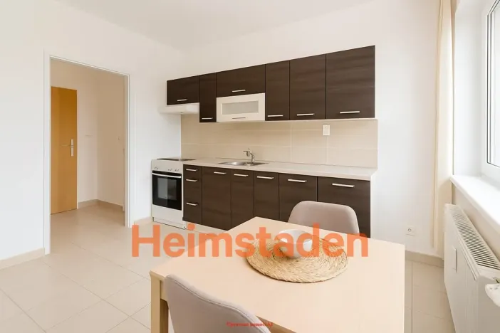 Pronájem bytu 2+kk, Ostrava - Poruba, Havlíčkovo náměstí, 48 m2