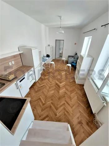 Pronájem bytu 2+kk, Olomouc, Dolní náměstí, 43 m2