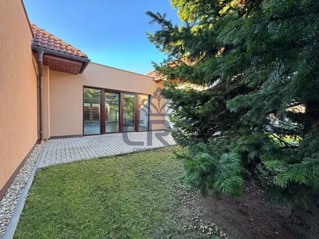 Prodej bytu 5+kk, Moravany, 171 m2