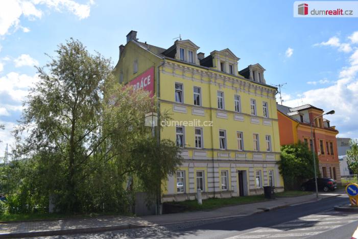 Prodej bytu 2+kk, Karlovy Vary - Dvory, Chebská, 51 m2