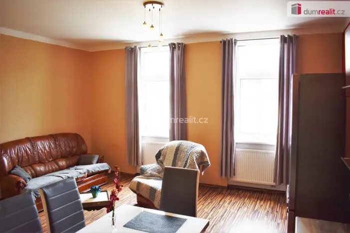 Prodej bytu 2+kk, Karlovy Vary - Dvory, Chebská, 51 m2