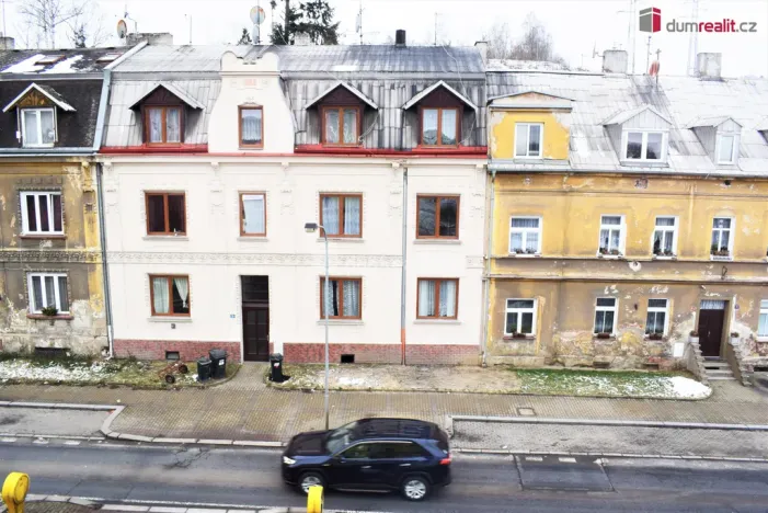 Prodej bytu 2+kk, Karlovy Vary - Dvory, Chebská, 51 m2