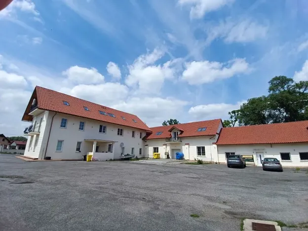 Pronájem skladu, Úžice, 150 m2