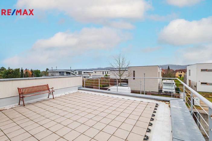 Prodej rodinného domu, Černošice, Měsíční, 323 m2