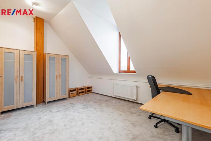 Prodej rodinného domu, Černošice, Měsíční, 323 m2