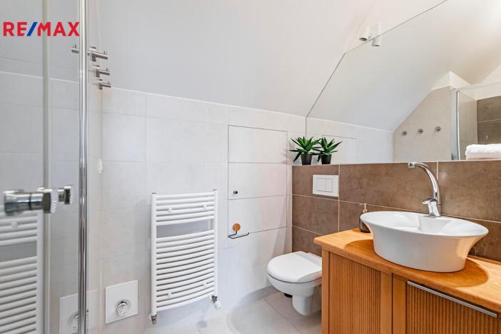 Prodej rodinného domu, Černošice, Měsíční, 323 m2