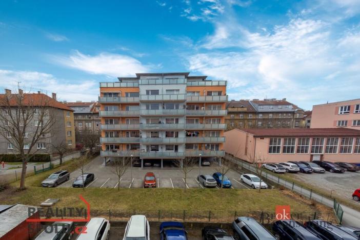 Pronájem bytu 2+kk, Plzeň - Jižní Předměstí, Máchova, 70 m2