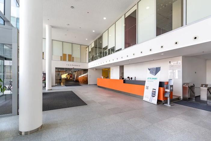 Pronájem kanceláře, Praha - Nusle, Na hřebenech II, 650 m2