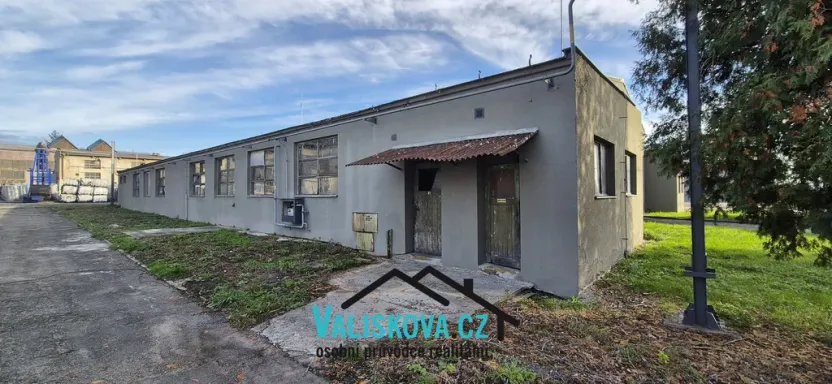 Pronájem výrobních prostor, Kojetín, 1200 m2
