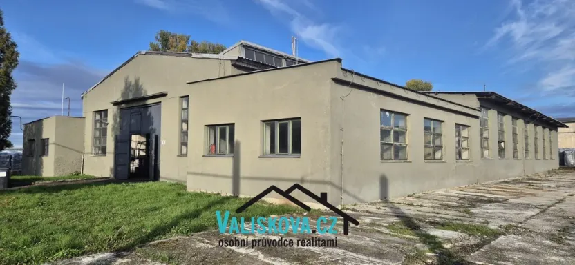 Pronájem výrobních prostor, Kojetín, 1200 m2
