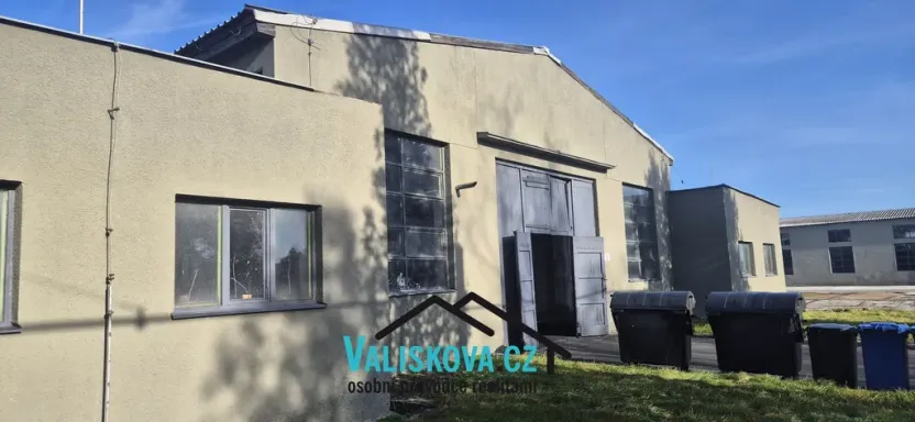 Pronájem výrobních prostor, Kojetín, 1200 m2