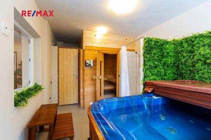 Prodej ubytování, Lipová-lázně, 1970 m2